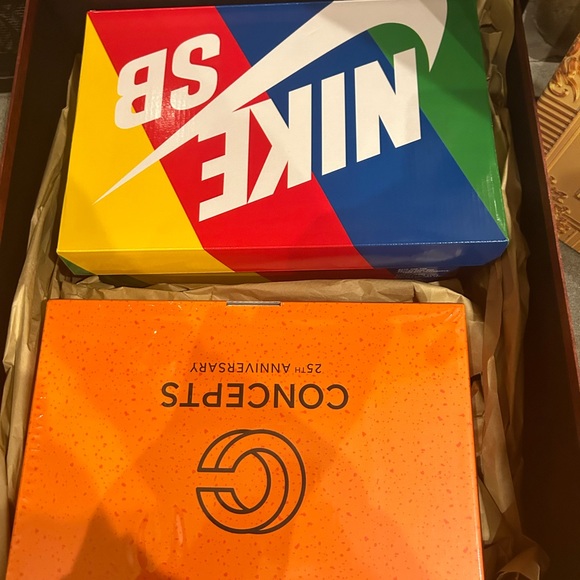 Nike x concepts orange lobsters special box - Picture 4 of 8